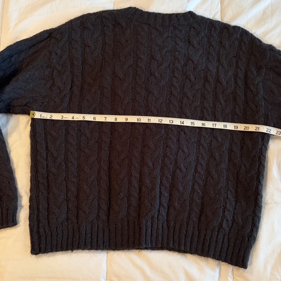 Chaus Cable Knit Sweater - Picture 6 of 8